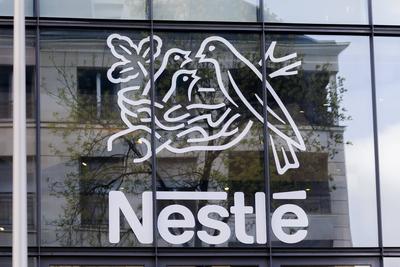 Issy Les Moulineaux, France March 31, 2023 - Headquarters of Nestle France. The Swiss multinational Nestle has announced-stock-foto