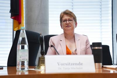 Bundestag, Gesundheitsausschuss, 4. Sitzung (Sondersitzung) des Ausschuss Gesundheit zur Maskenbeschaffung in der Corona-Pandemie-stock-foto