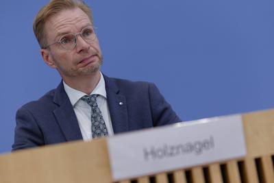 Steuerzahlergedenktag 2025-stock-photo