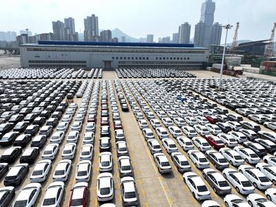 2025 H1 Chinese Vehicles Sales Increase-stock-foto