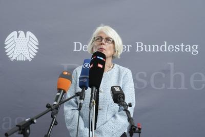 Bundestag, Gesundheitsausschuss, 4. Sitzung (Sondersitzung) des Ausschuss Gesundheit zur Maskenbeschaffung in der Corona-Pandemie-stock-foto