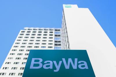 Schriftzug / Logo des Unternehmens BayWa-stock-foto