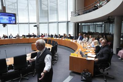 Bundestag, Gesundheitsausschuss, 4. Sitzung (Sondersitzung) des Ausschuss Gesundheit zur Maskenbeschaffung in der Corona-Pandemie-stock-foto