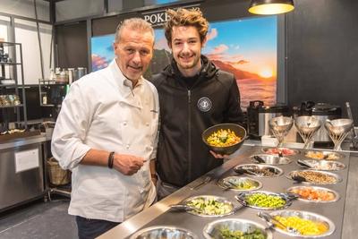 14 02 2019 xesx Frankfurt am Main Zweisternekoch Karlheinz Hauser mit seinem Sohn Tom in ihrem Lok-stock-foto