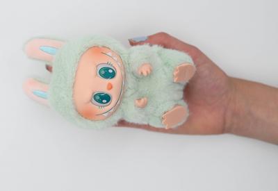 Labubus-der Hype um die kleinen Pl?schmonster.-stock-foto