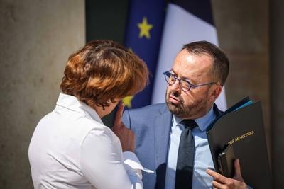Sortie du Conseil des ministres au palais de l Elysee-stock-foto
