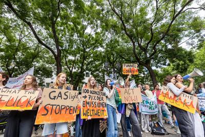 Hitzewelle im Fokus: Klimaprotest in K?ln ? 12.07.2025-stock-foto