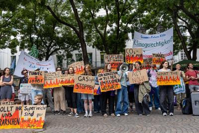 Hitzewelle im Fokus: Klimaprotest in K?ln ? 12.07.2025-stock-foto