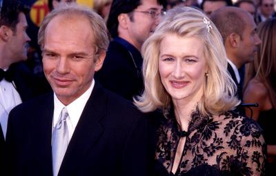 Billy Bob Thornton & Laura Dern at SAG Awards in L.A. - March 1999 FAMOUS PICTURES AND FEATURES AGENCY 13 HARWOOD ROAD L-stock-photo