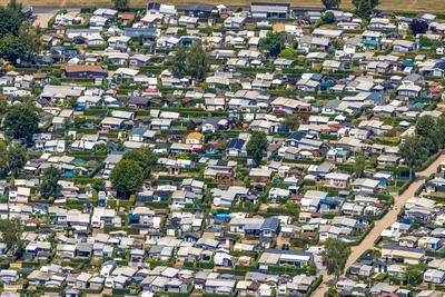 Luftbild, Campingplatz Grav Insel am Fluss Rhein, Fl?rener Feld, Wesel, Niederrhein, Nordrhein-Westfalen, Deutschland !A-stock-foto