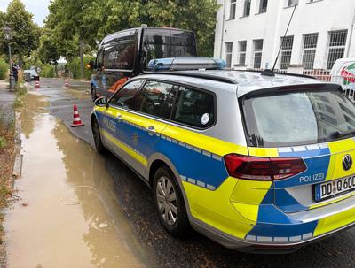Wasserrohrbruch-stock-foto
