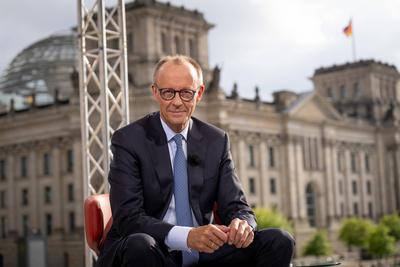 ARD-Hauptstadtstudio, Sommerinterview, Bundeskanzler Friedrich Merz-stock-foto