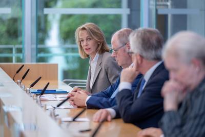 Vorstellung des Abschlussberichts der Initiative f?r einen handlungsf?higen Staat.-stock-photo