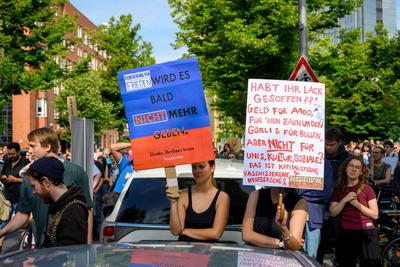 #unk?rzbar, Proteste gegen die K?rzungen des Berliner Senats, Berlin, 14.07.2025-stock-photo