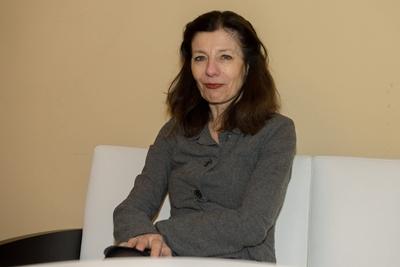 Ursula Krechel Shanghai fern von wo bei der 12 Fr?hlingslese 2018 des Erfurter Herbstlese e V Co-stock-photo