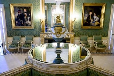 Noordeinde Palace and Royal Stables open to the public, Den Haag, The Netherlands-stock-photo