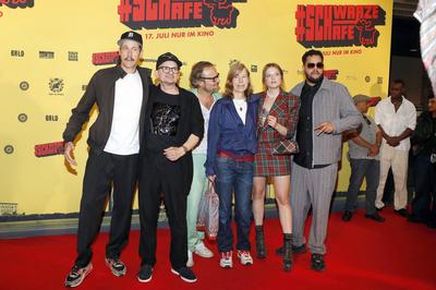 Marc Hosemann, Milan Peschel, Oliver Rihs, Jule B?we, Jella Haase, Yasin El Harrouk-stock-foto