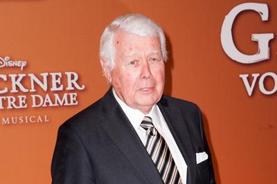 Berlin, Deutschland 09. April 2017: Premiere - Der Gloeckner von Notre Dame - 2017 - Berlin Peter Weck, Aktion . Einzelb-stock-foto
