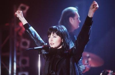 Sarah Brightman 02/96 her Musik Gesang Pop GRO?BRITANNIEN Frau dunkelhaarig langhaarig leger Mantel quer halb stehend B-stock-foto