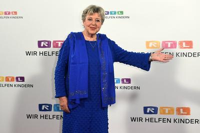 RTL-Spendenmarathon 2021 am 18.11.2021 im EMG Studio 8 in H?rth Marie-Luise Marjan beim RTL-Spendenmarathon 2021 am 18.1-stock-foto