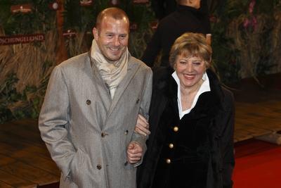 L-R Heino Ferch & Marie-Luise Marjan - Pressetermin zum Kinofilm - Dschungelkind - im Kino Cinestar am Potsdamer Platz-stock-foto