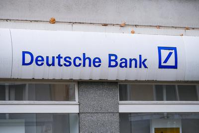 D?sseldorf 06.01.2025 Deutsche Bank Bankfiliale D?sseldorf Nordrhein-Westfalen Deutschland *** D?sseldorf 06 01 2025 Deu-stock-foto