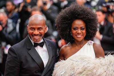 The Kaibutsu (Monster) Movie Premiere at the 76th Edition of the Cannes Film Festival Viola Davis and husband Julius Ten-stock-foto
