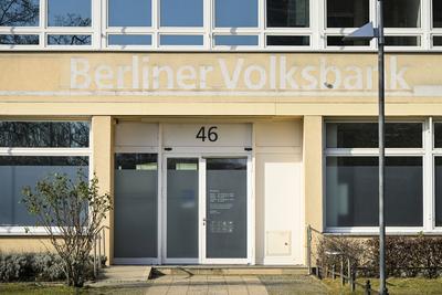 Geschlossene Filiale der Berliner Volksbank, Schlo?strasse, Steglitz, Steglitz-Zehlendorf, Berlin, Deutschland-stock-foto