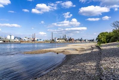 Niedrigwasser Rhein-stock-foto
