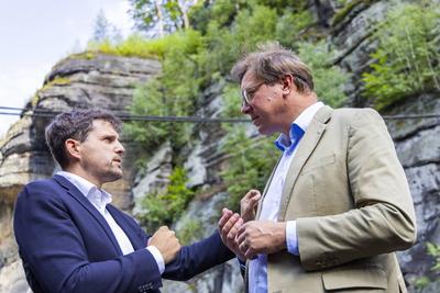 Pressetermin zur Wiedereröffnung der Edmundsklamm im Nationalpark Böhmische Schweiz-stock-foto