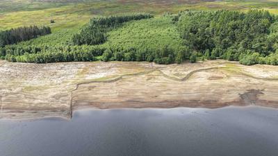 United Kingdom reservoir levels drop as the summer drought continues-stock-foto