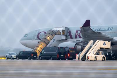 Schkeuditz - Deutschland schiebt mehrere Afghanen ab! Abschiebe-Flieger startet von Flughafen Leipzig/Halle-stock-foto