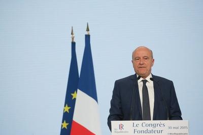 POLITIK Frankreich UMP hei?t nun Die Republikaner Alain juppe Gr?ndungskongress der Partei Les R-stock-photo