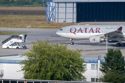 Schkeuditz - Deutschland schiebt mehrere Afghanen ab! Abschiebe-Flieger startet von Flughafen Leipzig/Halle-stock-foto