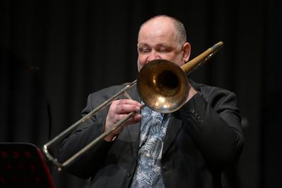 2025 - Konzertz des Upper Austrian Jazz Orchestra" mit dem Solisten Richard Galliano, am 18.07.2025.-stock-foto