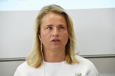 Verena Bentele, Praesidentin VdK Deutschland e. V., Vorsitzende VdK Bayern e. V. -Paraolympiasiegerin Muenchen 11.04.202-stock-foto