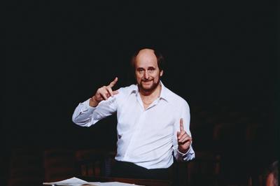 ROGER NORRINGTON Roger Norrington, britischer Dirigent, Interpret Alter Musik, hier bei einer Orchesterprobe, circa 1997-stock-foto