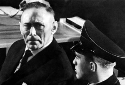 Bildnummer: 55894324  Datum: 20.12.1963  Copyright: imago/United ArchivesWilhelm Boger , 56 (left) , once a sergeant in the Auschwitz concentration camp Gestapo staff , is pictured when he and 21 other guards and officials went on trial charged with the responsibility for the extermination of more than 2 1/2 million at the camp , Frankfurt , Germany . Boger is charged with such crimes as the single handed shooting of 100 Red Army officers , drowning a priest by holding his head in a bucket of water and kicking a Polish General to death . Several torture devices used at the camp were said to have been invented by Boger . 20 December 1963 Mono Negative !AUFNAHMEDATUM GESCH?TZT! kbdig 1963 quer 20th Century 1960 s 1960s 60 s 60s Sixties WW2 WWII World War Two Court room War crimes racial issues Nazi Nazi s Anti-jewish anti jewish Anti-semitic antisemitic Gestapo  o0 Zweiter Weltkrieg, Krieg, 2., Prozess, Auschwitz, Auschwitzprozess, Kriegsverbrecher 55894324 Date 20 12 1963 Copyright Imago United Archives Wilhelm Boger 56 left Once a Sgt in The Auschwitz Concentration Camp Gestapo Staff IS Pictured When he and 21 Other Guards and Officials Went ON Trial Charged With The Responsibility for The extermination of More than 2 1 2 Million AT The Camp Frankfurt Germany Boger IS Charged With Search CRIMES As The Single handed Shooting of 100 Red Army Officers Drowning a Priest by Holding His Head in a Bucket of Water and KICKING a Polish General to Death several TORTURE Devices Used AT The Camp Were Said to have been invented by Boger 20 December 1963 Mono Negative date estimated Kbdig 1963 horizontal 20th Century 1960 S 1960s 60 S 60s Sixties WW2 WWII World was Two Court Room was CRIMES Racial Issues Nazi Nazi S Anti Jewish Anti Jewish Anti Semitic Antisemitic Gestapo o0 Second World War II War 2 Process Auschwitz Auschwitz trial War criminals-stock-foto