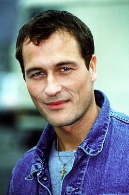 BALKO Portr?t vom Schauspieler MARKUS KN?FKEN zur Fernsehserie BALKO, Deutschland 1998. Portrait of the actor MARKUS KN?-stock-foto