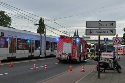 Aktuell: Verkehrsunfall, Koeln, Strasenbahn, LKW, 2.07.2025-stock-foto