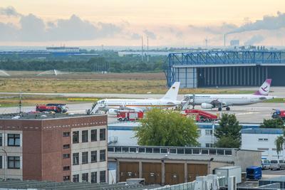 Sicherheitslandung Regierungsflieger-stock-foto