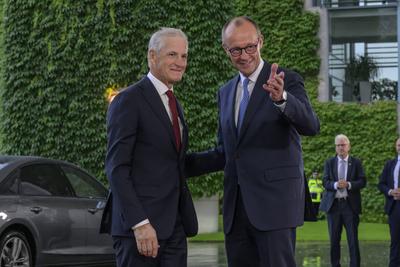 GER, Berlin, Bildtermin bei der Begrue?ung des Ministerpraesidenten des Koenigreichs Norwegen, Jonas Gahr St?re, durch Bundeskanzler Merz ohne militaerischen Ehren, 21.07.2025-stock-foto