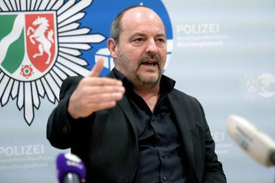 M?nchengladbach 09.11.2016 Ingo Thiel Leiter Mordkommission Polizei Kripo Kriminalpolizei M?nchengladbach Nordrhein-Wes-stock-foto