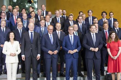 "Made For Germany", Gruppenfoto im Bundeskanzleramt, Berlin, 21.07.2025-stock-foto