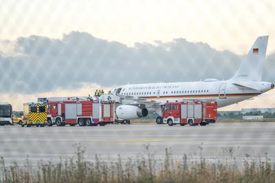 Sicherheitslandung Regierungsflieger-stock-foto