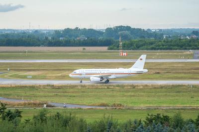 Sicherheitslandung Regierungsflieger-stock-foto