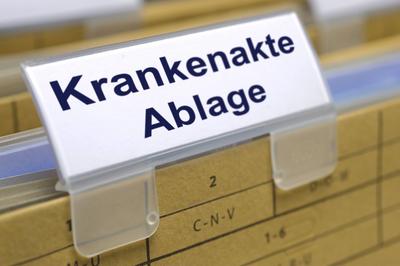 H?ngeregister f?r die Ablage von Krankenakte-stock-foto