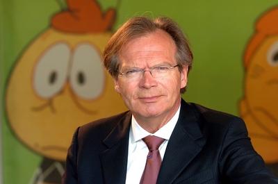 Bildnummer: 50721499  Datum: 29.03.2005  Copyright: imago/Sven SimonWerner E. Klatten (GER/Vorstandsvorsitzender EM.TV & Merchandising AG) anl?sslich der Bilanzpressekonferenz in Unterf?hring, Personen; 2005, Unterf?hring, TV, Pressetermin , Manager , Unternehmensf?hrung , Vorstand , Vorsitzender; , quer, Kbdig, Portr?t, Medienunternehmen, Wirtschaft, Deutschland, Randbild, People-stock-foto