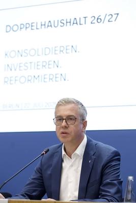 Senatspressekonferenz-stock-foto
