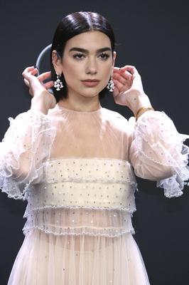 Dua Lipa bei der 70 Bambi Verleihung 2018 im Stage Theater am Potsdamer Platz Berlin 16 11 2018-stock-foto